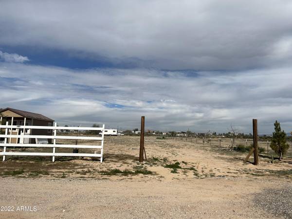 Tonopah, AZ 85354,339 W ROESER Road #8