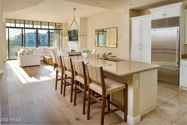 Phoenix, AZ 85016,8 BILTMORE Estate #224