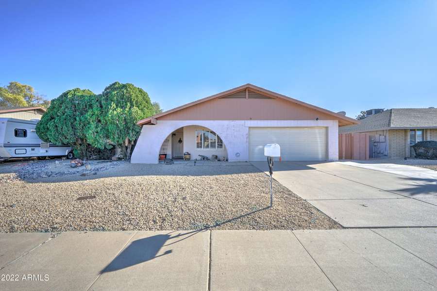 4219 W HELENA Drive, Glendale, AZ 85308