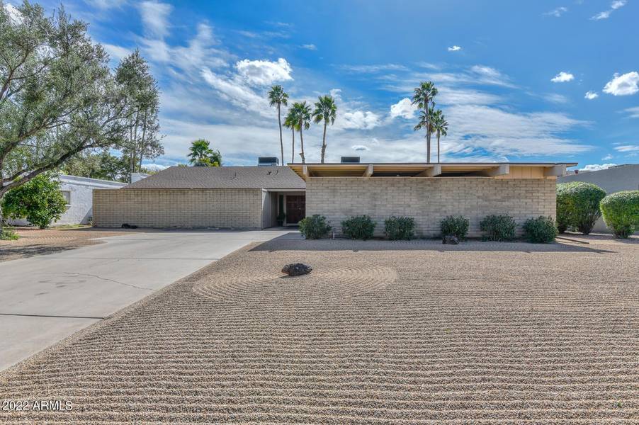 229 W Pine Valley Drive, Phoenix, AZ 85023