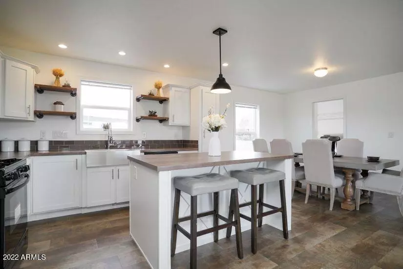 36404 W Kingman Street, Tonopah, AZ 85354