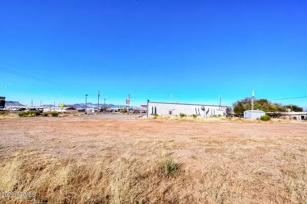 Huachuca City, AZ 85616,N Huachuca Boulevard #5