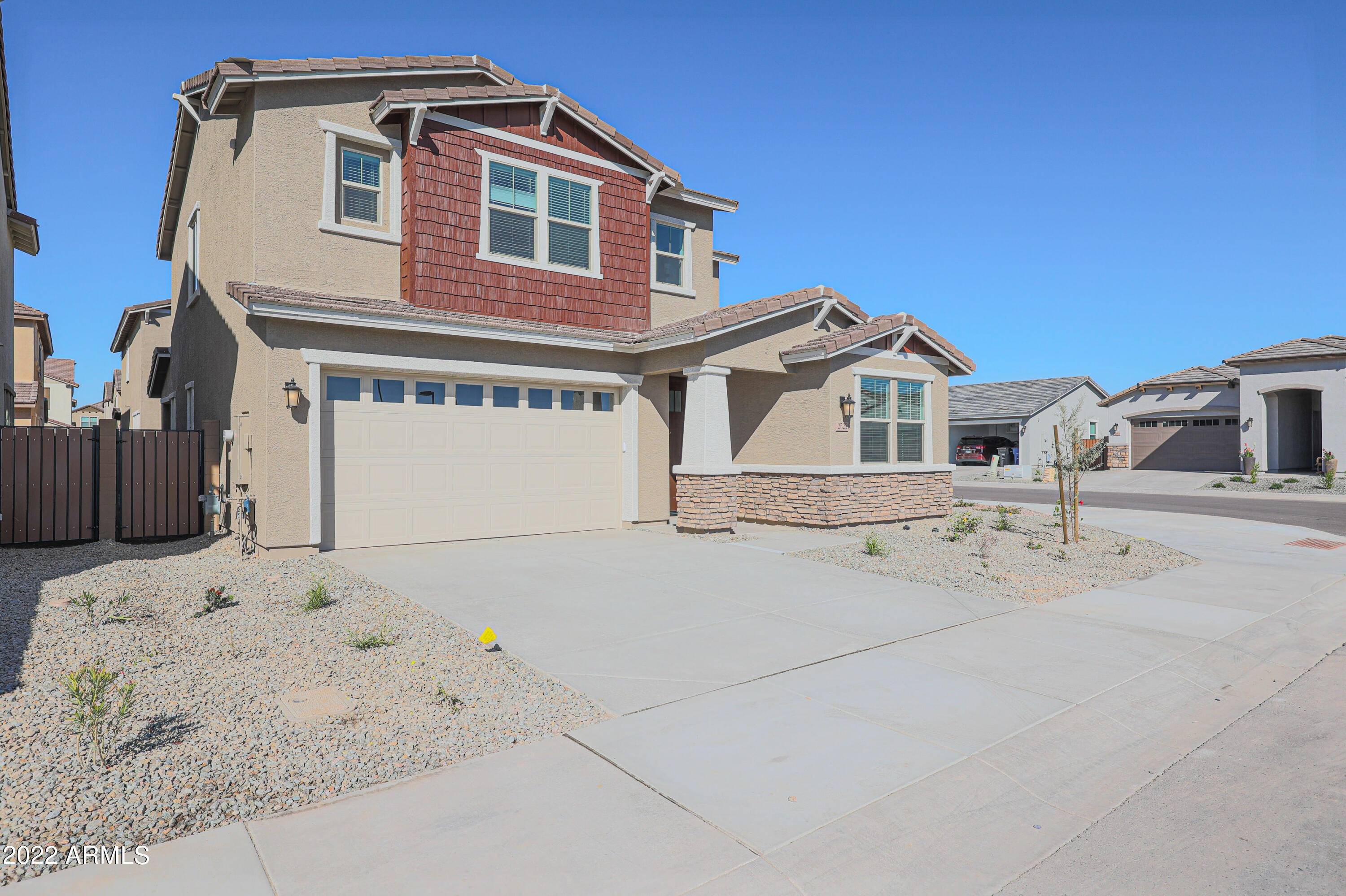 Gilbert, AZ 85297,2522 E WARBLER Road