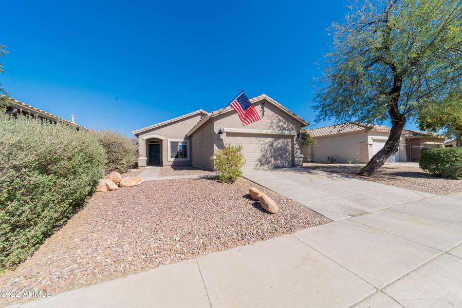 3360 W STEINBECK Drive, Anthem, AZ 85086