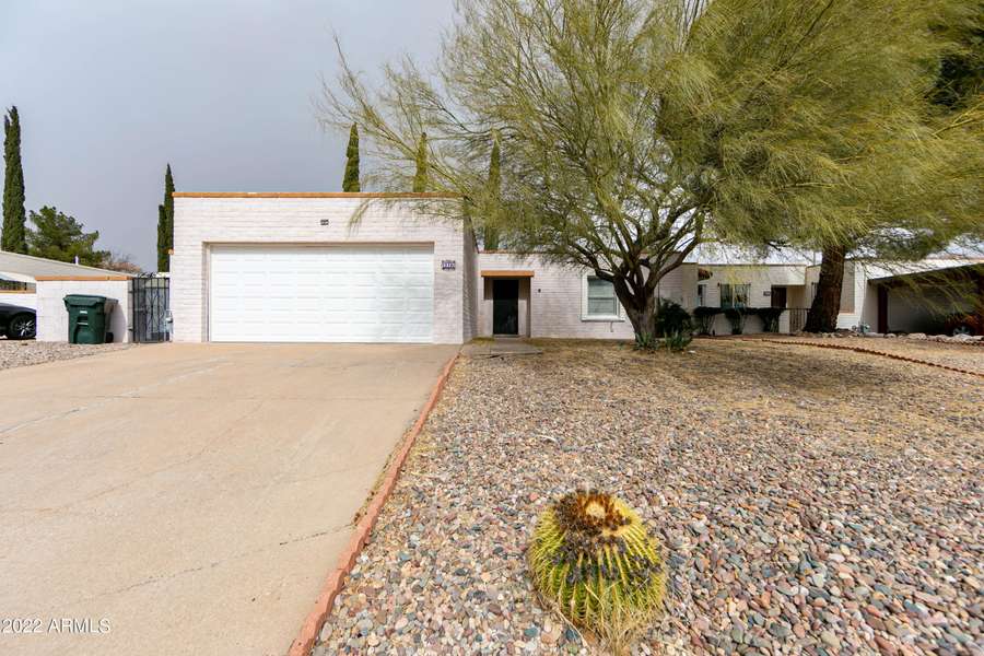 1317 CARMELITA Drive, Sierra Vista, AZ 85635