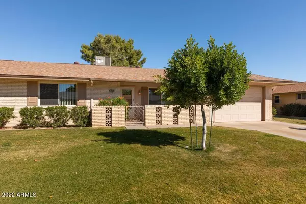 10202 W ROYAL OAK Road, Sun City, AZ 85351