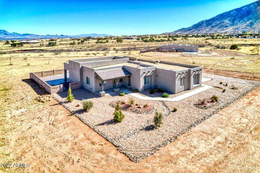 8831 S WELSH Place, Hereford, AZ 85615