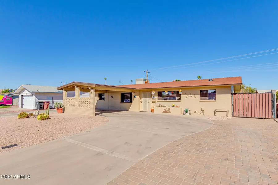 8244 E SAGE Drive, Scottsdale, AZ 85250