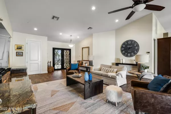 Scottsdale, AZ 85260,9098 E LUDLOW Drive