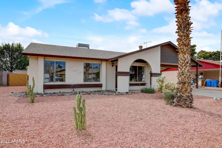 2739 W CHARLESTON Avenue, Phoenix, AZ 85053