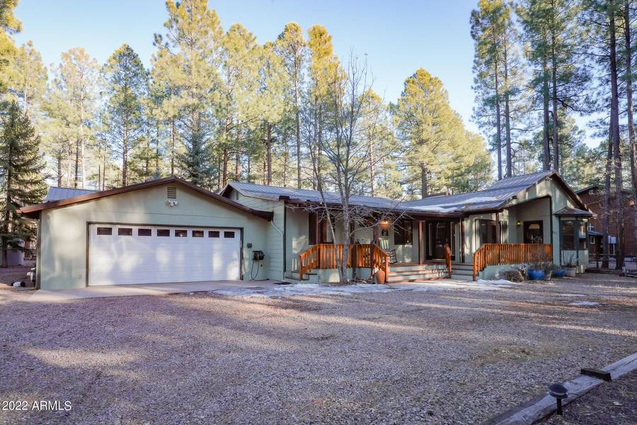 943 E PINEVIEW Drive #L, Pinetop, AZ 85935