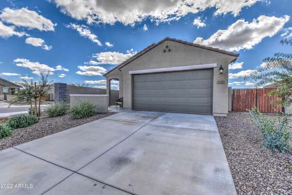 San Tan Valley, AZ 85140,3801 E HENSON Street