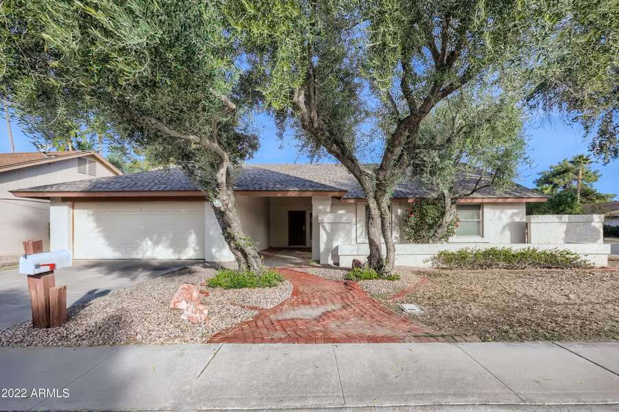 614 W CHILTON Street, Chandler, AZ 85225