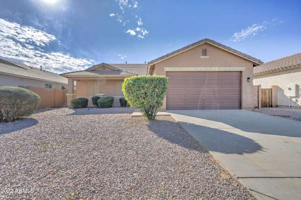 40922 N VINE Avenue, San Tan Valley, AZ 85140