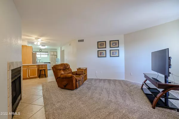 Glendale, AZ 85304,11640 N 51 Avenue #205