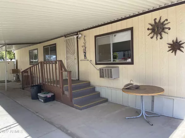 Apache Junction, AZ 85119,900 S IDAHO Road #12