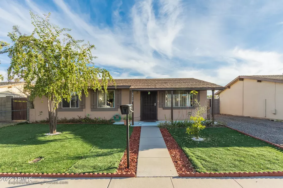 5219 W BANFF Lane, Glendale, AZ 85306