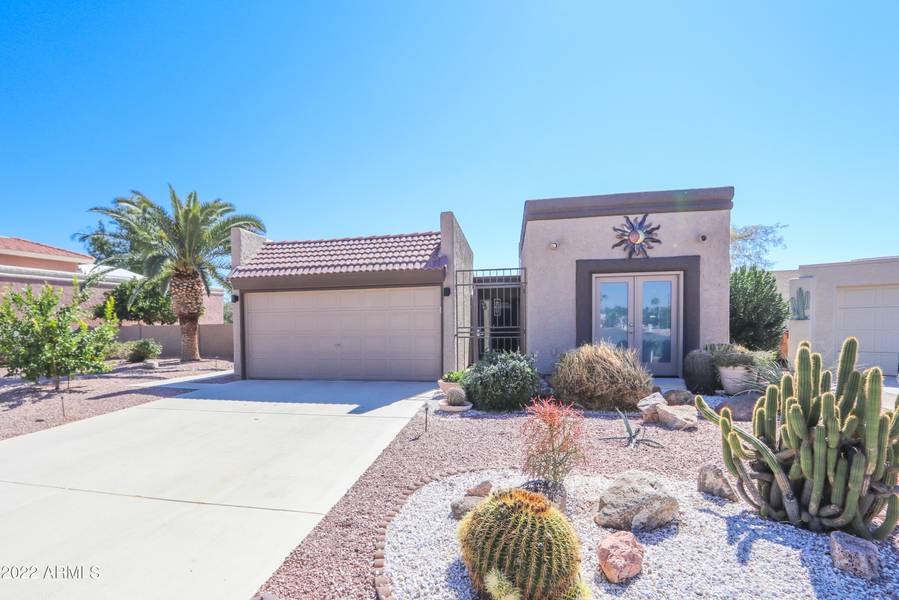 25622 S ONTARIO Drive, Sun Lakes, AZ 85248