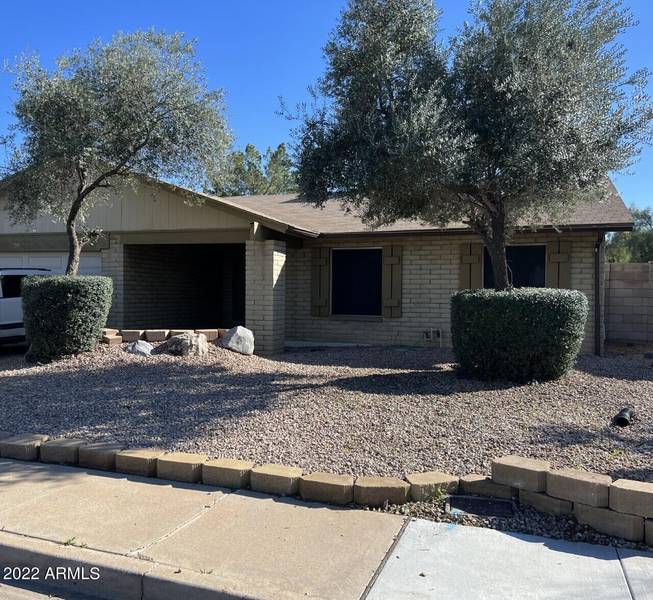 735 W Medina Avenue, Mesa, AZ 85210