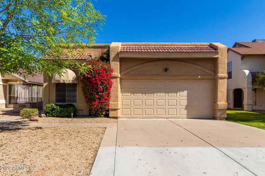 1509 N APACHE Drive, Chandler, AZ 85224