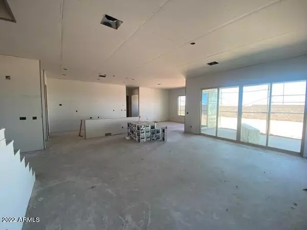 Mesa, AZ 85212,6052 S EMERY --