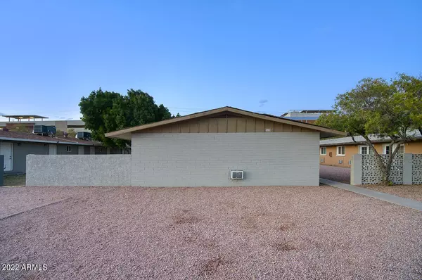 Scottsdale, AZ 85257,7238 E BELLEVIEW (7240, 7302) Street