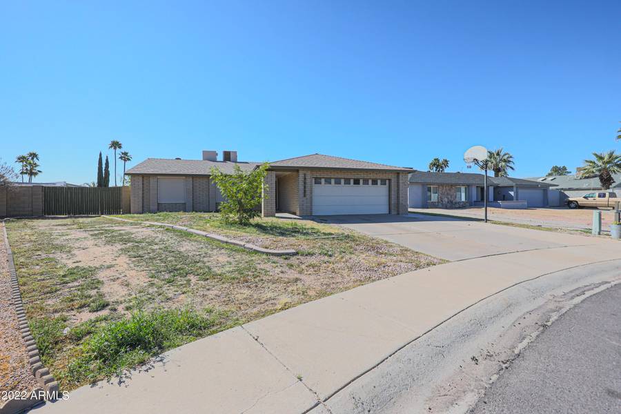 4665 W Kings Avenue, Glendale, AZ 85306