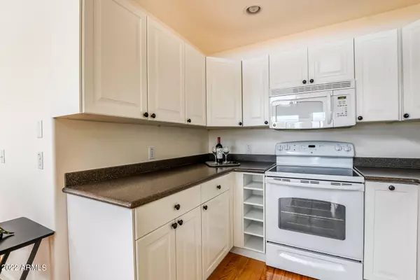 Vernon, AZ 85940,8 COUNTY Road #3165