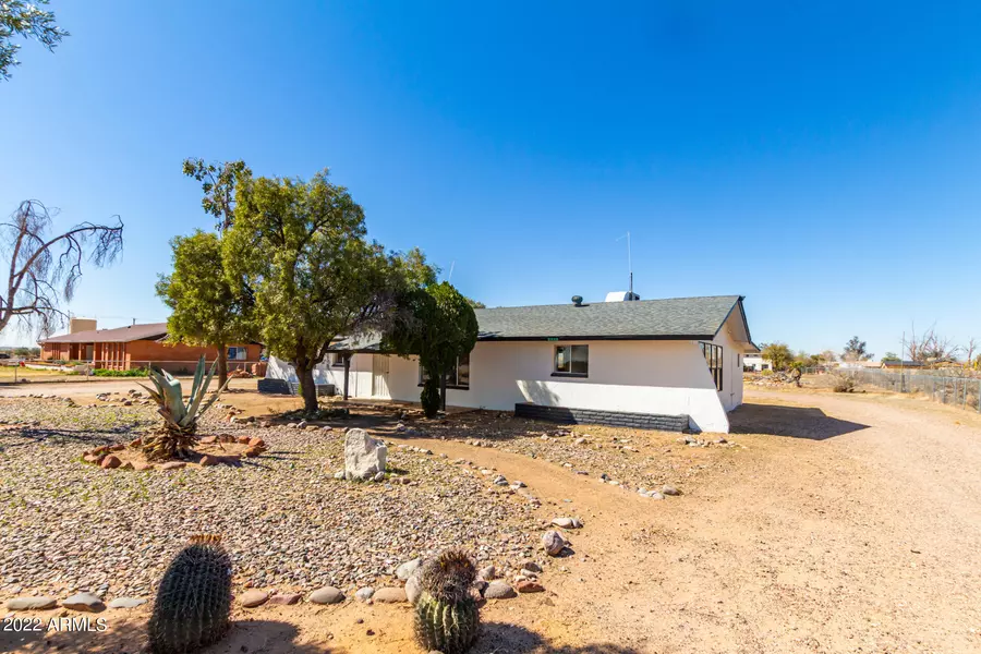 2312 S PRIVATE Drive, Casa Grande, AZ 85194