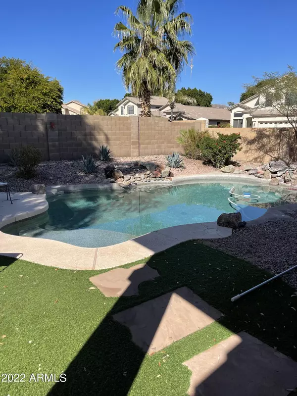 Chandler, AZ 85248,1332 W BLUE RIDGE Court