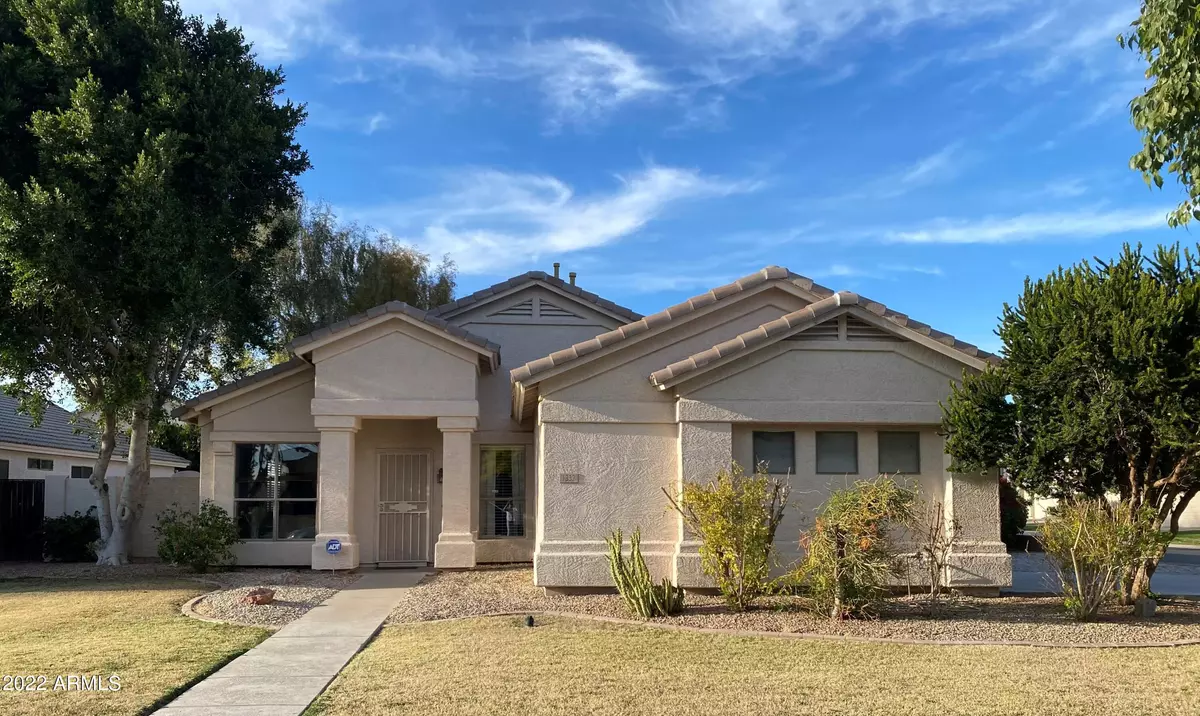 Chandler, AZ 85248,1332 W BLUE RIDGE Court