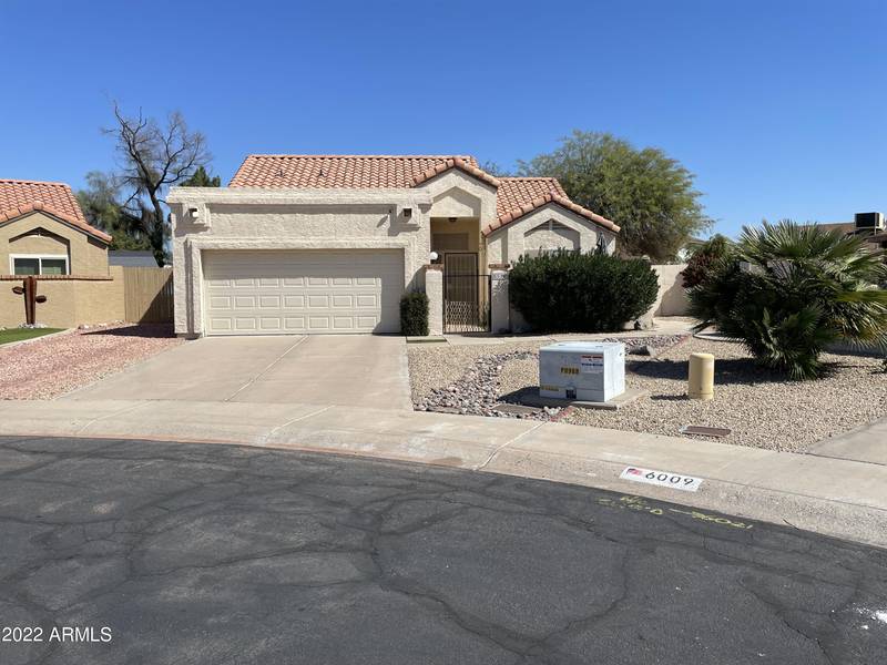 6010 W SHANGRI LA Road, Glendale, AZ 85304