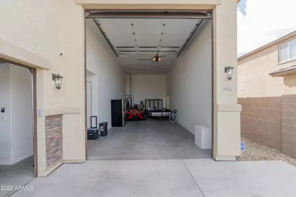 Phoenix, AZ 85043,7911 W ATLANTIS Way