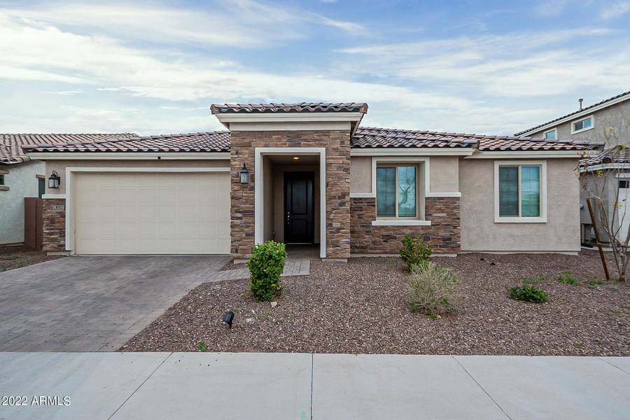 8312 W PALMAIRE Avenue, Glendale, AZ 85305