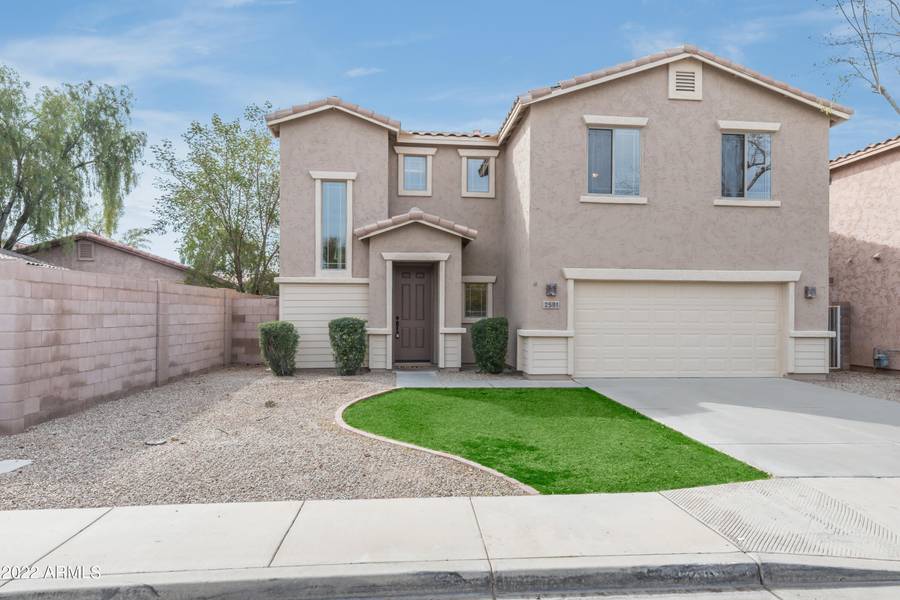 2591 E BELLERIVE Drive, Chandler, AZ 85249