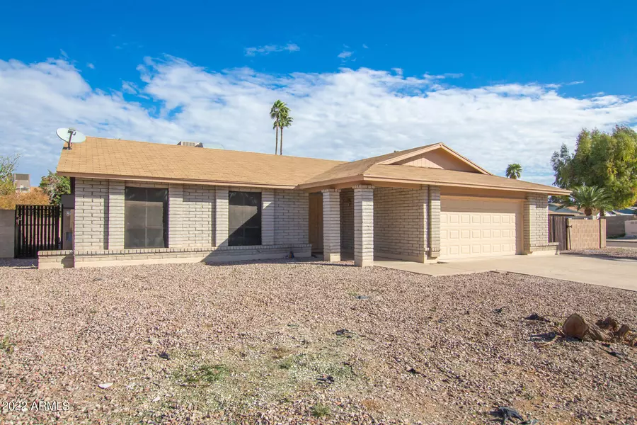 3902 W KELTON Lane, Phoenix, AZ 85053