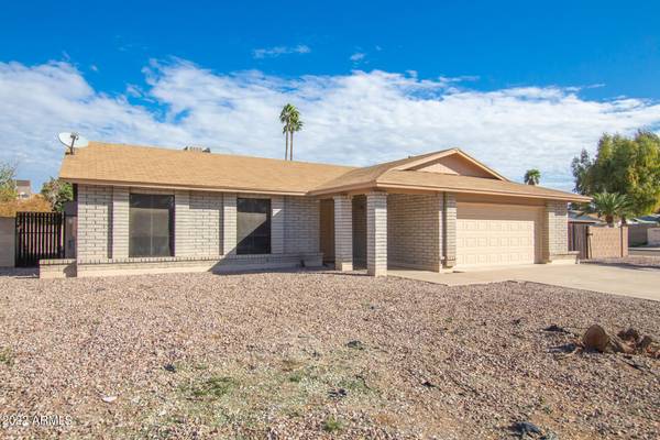 Phoenix, AZ 85053,3902 W KELTON Lane