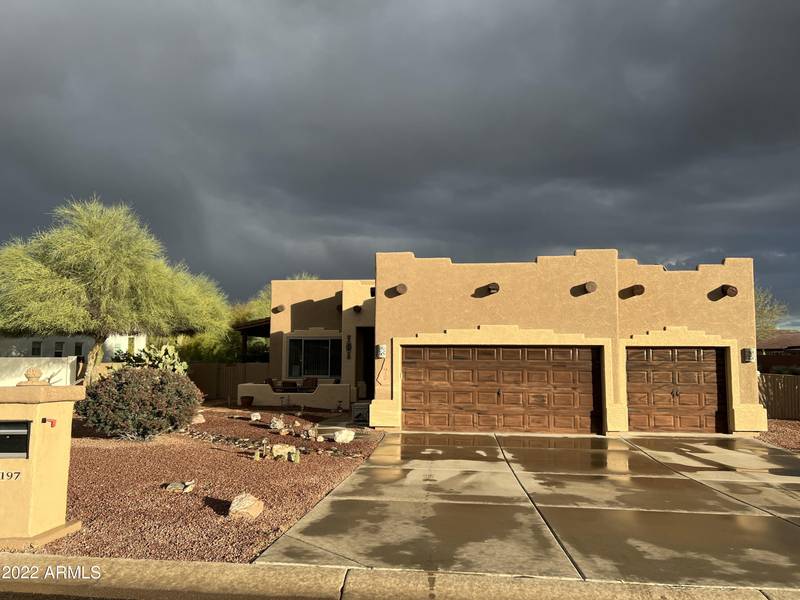 9197 E MOGOLLON Trail, Gold Canyon, AZ 85118