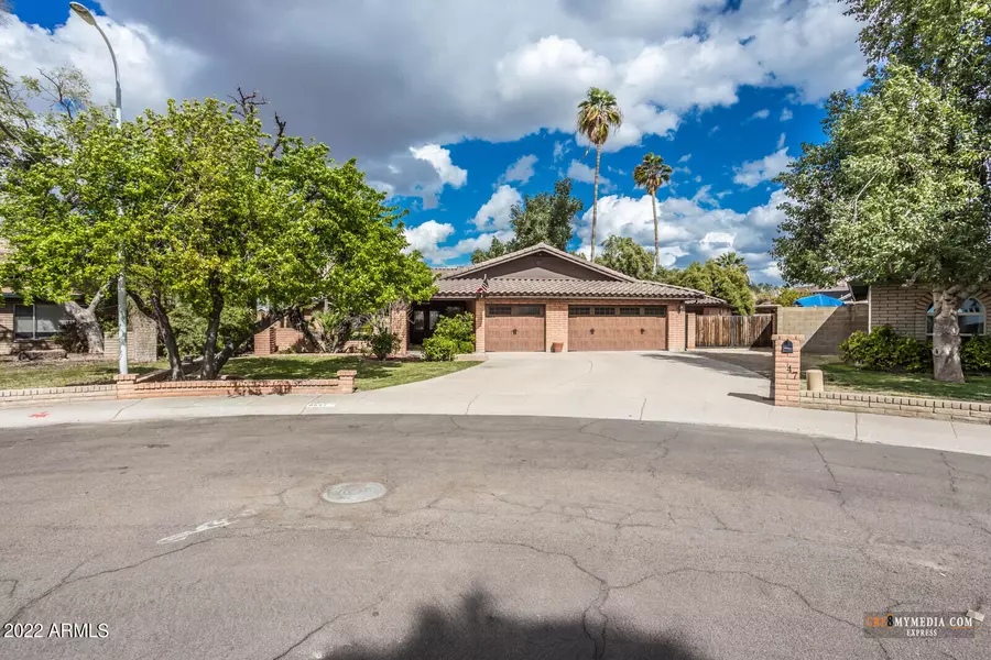 8647 N 48TH Drive, Glendale, AZ 85302