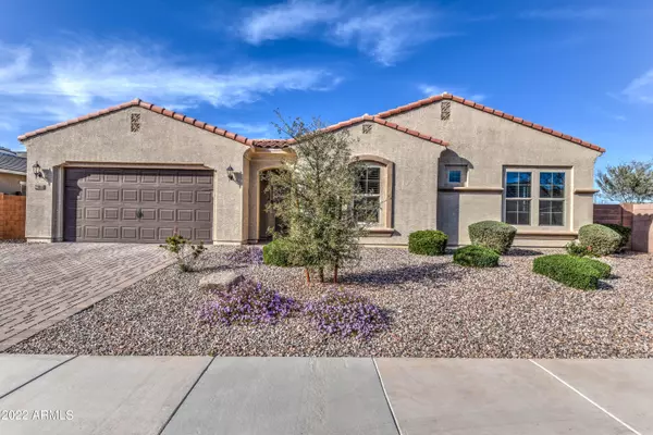 2364 E SUSAN Drive, Gilbert, AZ 85298