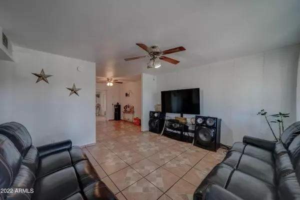 Phoenix, AZ 85035,5026 W CYPRESS Street