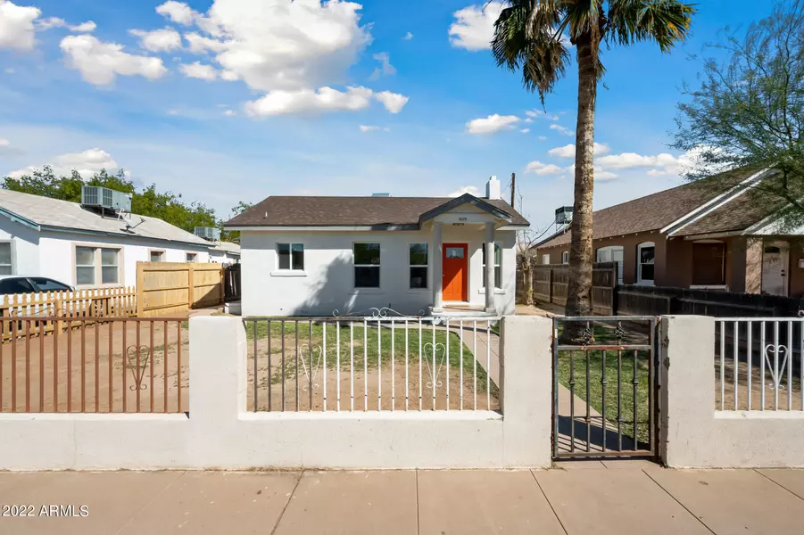 809 N 11TH Avenue, Phoenix, AZ 85007