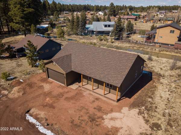 Pinetop, AZ 85935,128 W SKYHOOK Road