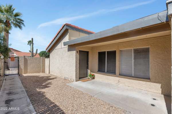 Phoenix, AZ 85023,2436 W CARIBBEAN Lane #8