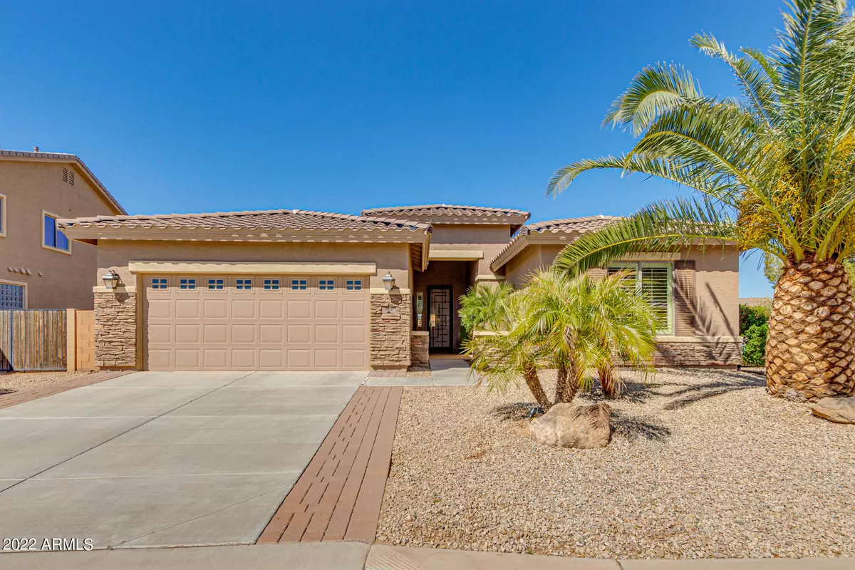 Casa Grande, AZ 85194,228 S San Luis Rey Trail