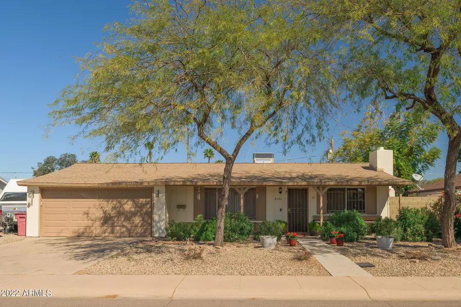 8526 E INDIANOLA Avenue E, Scottsdale, AZ 85251