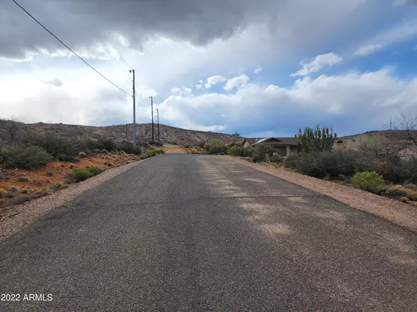 Mayer, AZ 86333,19555 E SAGE BRUSH Drive #2182