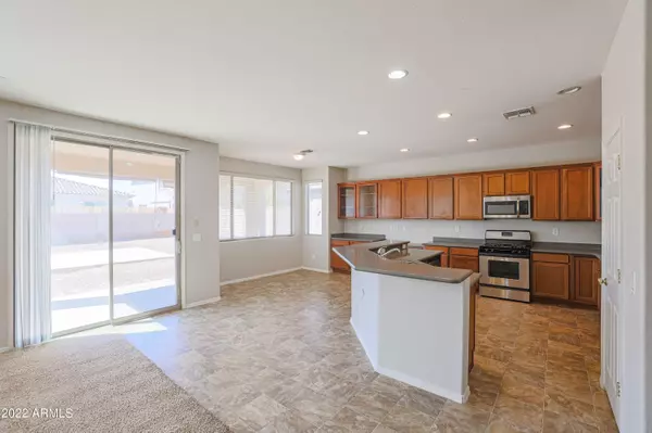 Glendale, AZ 85305,7210 N 84TH Drive