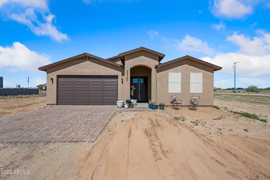 20708 W MADRE DEL ORO Drive W, Wittmann, AZ 85361