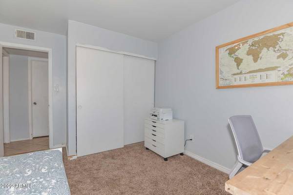 Glendale, AZ 85304,5757 W EUGIE Avenue #1015